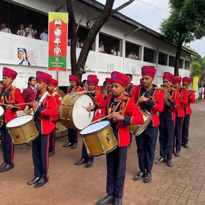 පාසල් වාද්‍ය කණ්ඩායම 